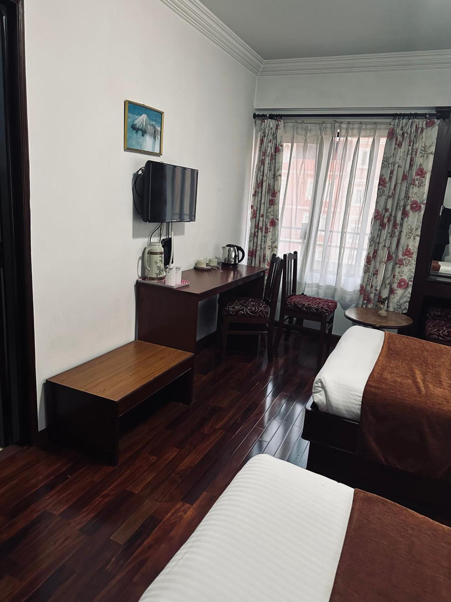Fuji Hotel Kathmandu Exterior photo