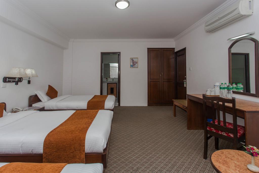 Fuji Hotel Kathmandu Exterior photo